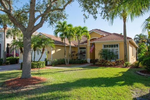 385 Nw Sheffield Cir, Port St. Lucie, FL, 34983-3427 | Card Image