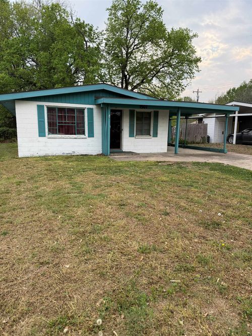 1507 Ann St, Winfield, KS, 67156 | Card Image