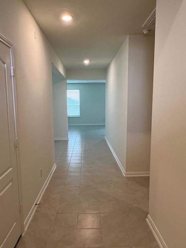 678 Imperial Loop, House other with 3 bedrooms, 2 bathrooms and 2 parking in Alvin TX | Image 25
