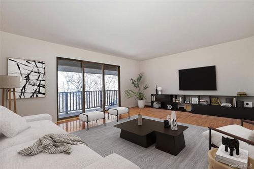 15-15 Longview Ct, Nyack, NY, 10960-4221 | Card Image