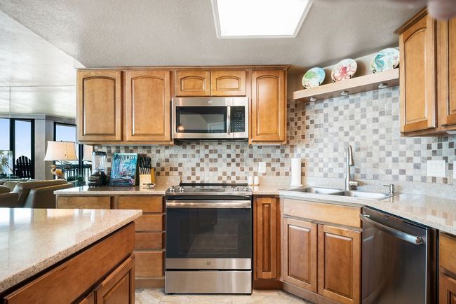 APT-803 - 6745 Seacomber Dr, Condo with 2 bedrooms, 2 bathrooms and null parking in Port Aransas TX | Image 8