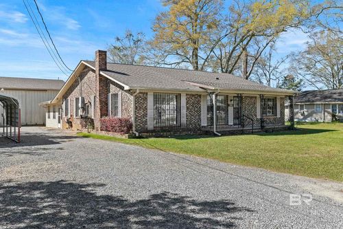 303 W Banyan St, Bay Minette, AL, 36507-4625 | Card Image