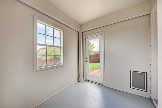 486 Nottingham Loop, House other with 3 bedrooms, 2 bathrooms and 4 parking in Kyle TX | Image 30