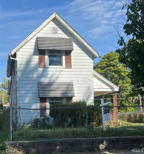 208 E 8th St, Muncie, IN, 47302-3323 | Card Image