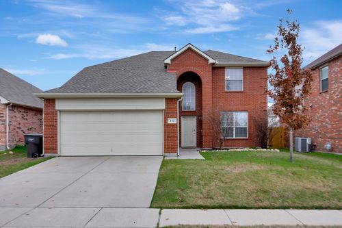 332 Mystic River Trl, Fort Worth, TX, 76131-4551 | Card Image