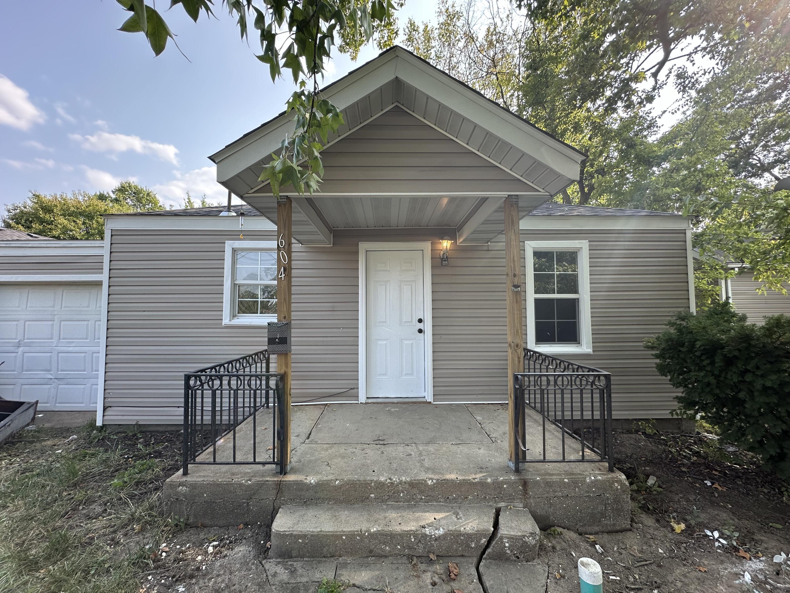 Worley St, Columbia, MO 65203