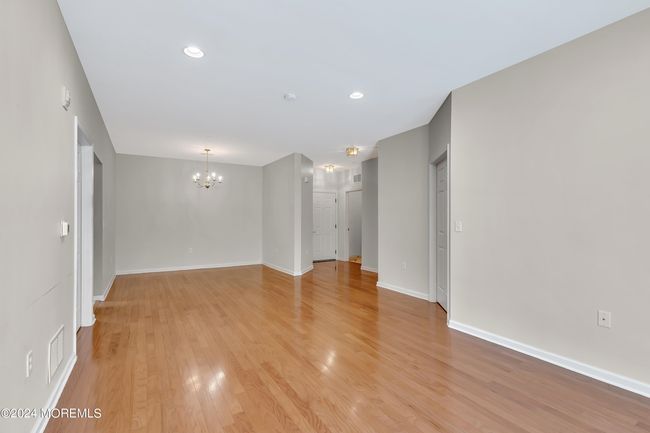 APT-128 - 540 Cranbury Rd, Home with 2 bedrooms, 1 bathrooms and null parking in East Brunswick NJ | Image 8