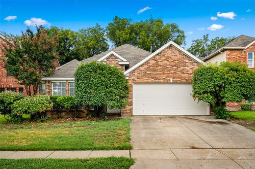 5753 Starboardway Dr, Fort Worth, TX, 76135-1828 | Card Image
