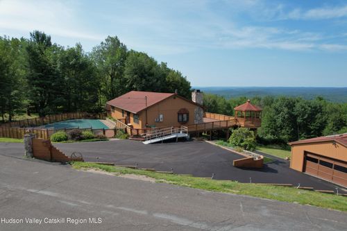 203 Skyline Dr, Woodbourne, NY, 12788-5810 | Card Image