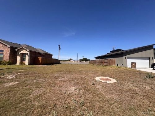 1001 E Costa Del Sol Avenue, Edinburg, TX, 78542 | Card Image
