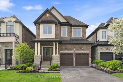 8 Raspberry Ridge Ave, Caledon East, ON, L7C4M9 | Card Image