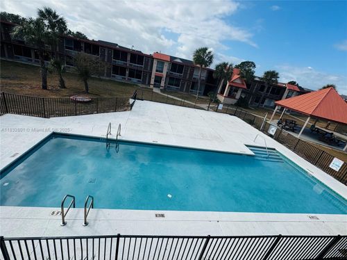 256-43420 Highway 27, Davenport, FL, 33837-6814 | Card Image