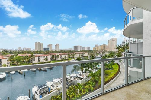 505-3029 Ne 188th St, Aventura, FL, 33180-2989 | Card Image