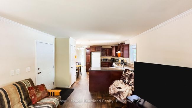 10 Bloomsbury Dr, Home with 2 bedrooms, 1 bathrooms and 2 parking in Goderich ON | Image 17
