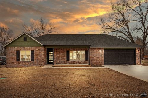 17566 S 324th East Ave, Coweta, OK, 74429-3436 | Card Image