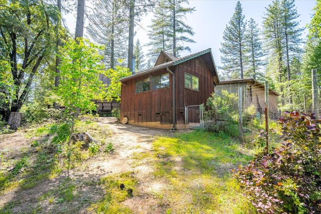 Backside of artist studio | Image 6
