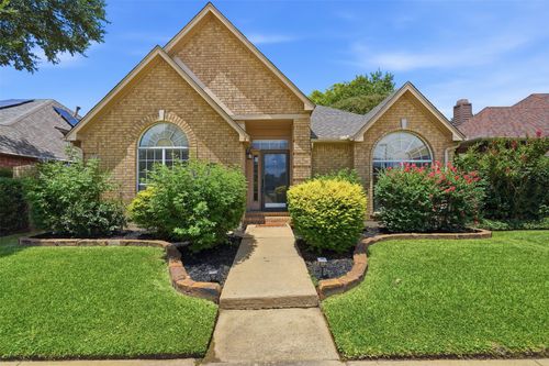 313 Pecos Trl, Irving, TX, 75063-4542 | Card Image