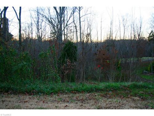705 Croswell Ct, Whitsett, NC, 27377-9301 | Card Image