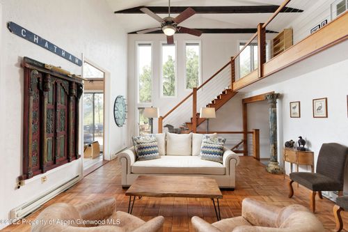 540 Upper Ranch Rd, Aspen, CO, 81611-9611 | Card Image