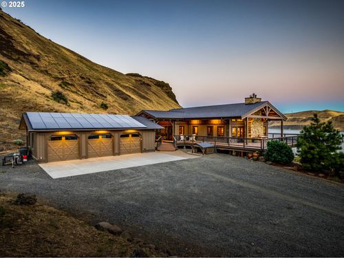 8919 Highway 14, Wishram, WA, 98673 | Card Image
