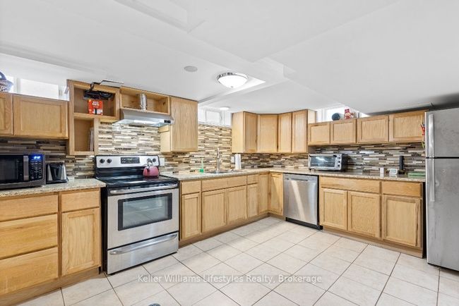 974 Buckingham Dr, House other with 4 bedrooms, 2 bathrooms and 3 parking in Windsor ON | Image 10