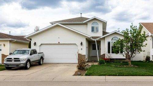 6 Densmore Cres, Red Deer, AB, T4R2L8 | Card Image