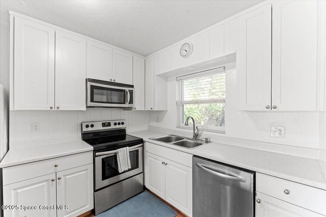 143 Cedar Ave, House other with 3 bedrooms, 2 bathrooms and null parking in Cocoa Beach FL | Image 10
