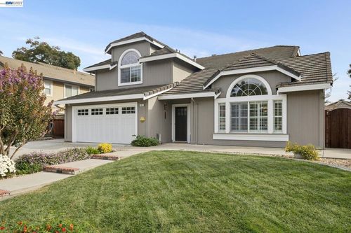 257 Summertree Dr, Livermore, CA, 94551-3975 | Card Image