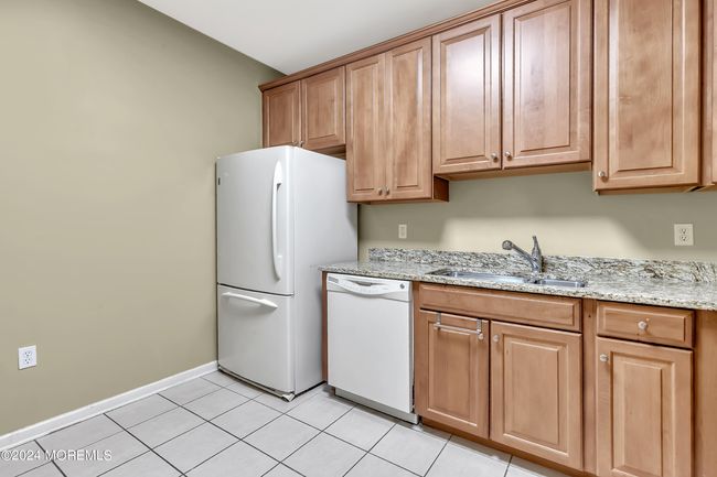 APT-128 - 540 Cranbury Rd, Home with 2 bedrooms, 1 bathrooms and null parking in East Brunswick NJ | Image 11
