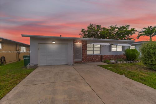 6915 Nw 17th St, Margate, FL, 33063-2414 | Card Image