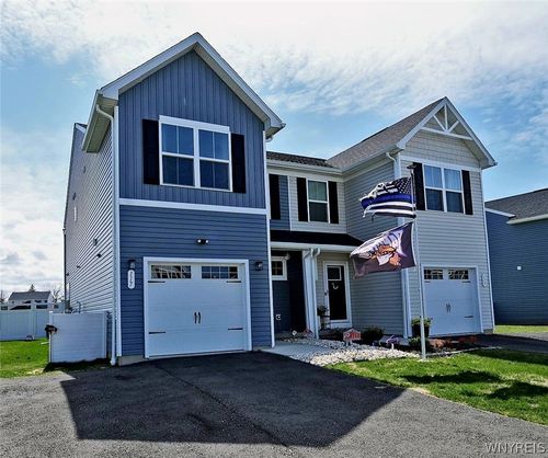 117 South Dr, West Seneca, NY, 14218-3688 | Card Image