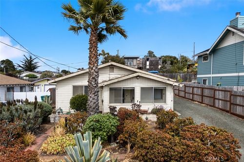 1756 6th St, Los Osos, CA, 93402-2112 | Card Image