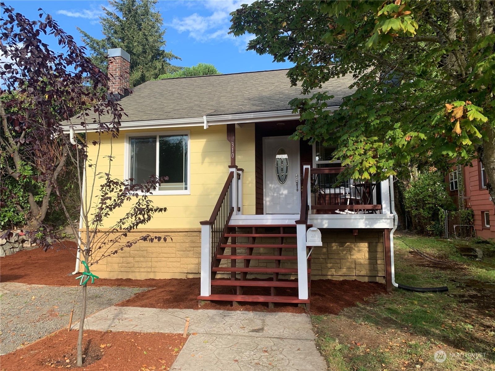 Olympic Pl, Bremerton, WA 98312