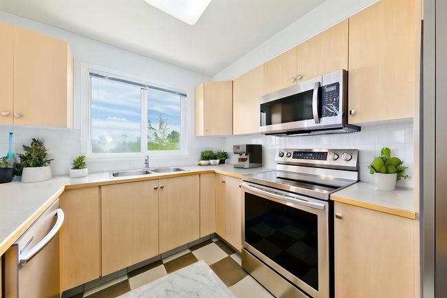 201 - 550 Prominence Rise Sw, Condo with 2 bedrooms, 2 bathrooms and 1 parking in Calgary AB | Image 13
