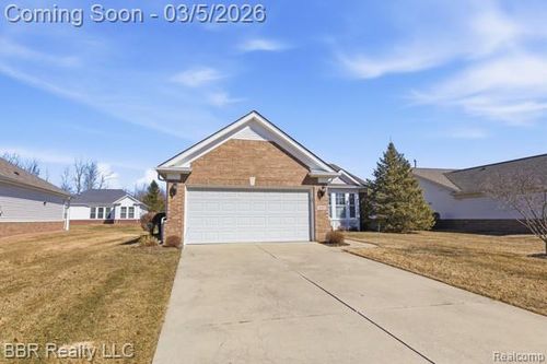 26442 St Clair Dr, Flat Rock, MI, 48134-8303 | Card Image