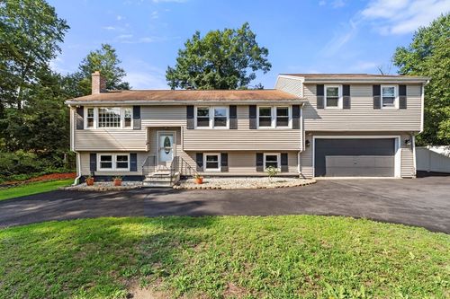 64 Brand Ave, Wilmington, MA, 01887-2011 | Card Image