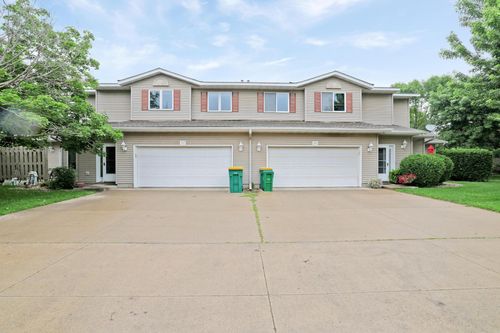 507 Welco Ln W, Montgomery, MN, 56069-8703 | Card Image