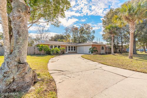 555 Eagle Dr, Holly Hill, FL, 32117-1604 | Card Image