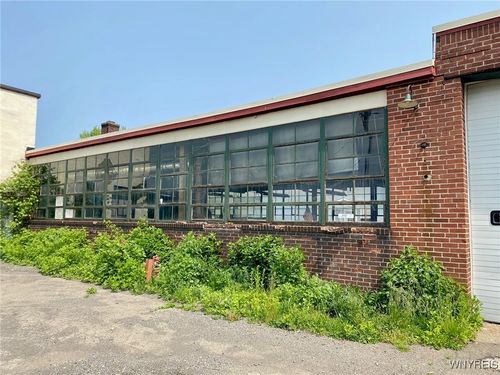 8698 S Main St, Eden, NY, 14057-1356 | Card Image