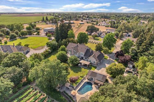 24646 Meadow Creek Ct, Acampo, CA, 95220-9668 | Card Image