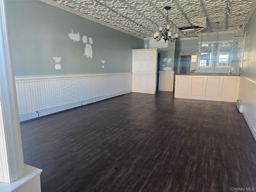 230 Merrick Rd, Rockville Centre, NY, 11570-5210 | Card Image