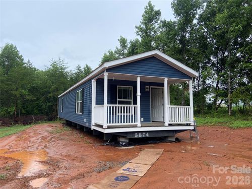2949 Piney Rd, Morganton, NC, 28655-9782 | Card Image