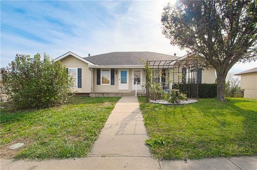 1863 Wilkerson St, Platte City, MO, 64079-7504 | Card Image