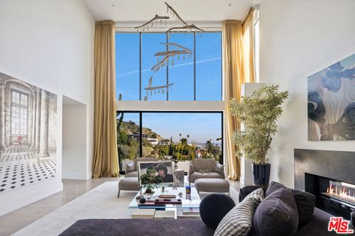 8080 Laurel View Drive, Los Angeles, CA, 90069 | Card Image