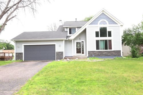 8900 Loch Lomond Blvd, Brooklyn Park, MN, 55443-3916 | Card Image