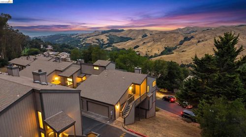 201 Vista Heights Rd, El Cerrito, CA, 94530-6509 | Card Image