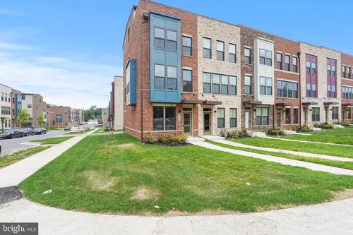 4770 Towne Square Blvd, SUITLAND, MD, 20746-1603 | Card Image