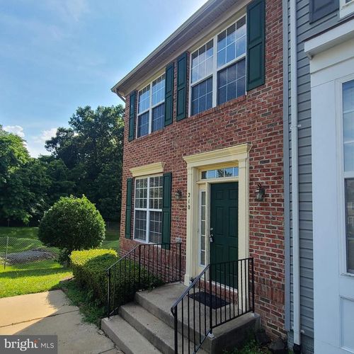 210 Hillside Ct, STAFFORD, VA, 22554-4867 | Card Image