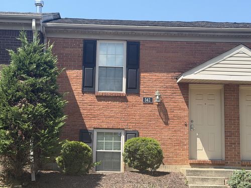 541 El Paseo Pl, Lexington, KY, 40517-4149 | Card Image