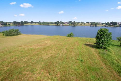 115 Lakeview Dr, Streetman, TX, 75859-3097 | Card Image
